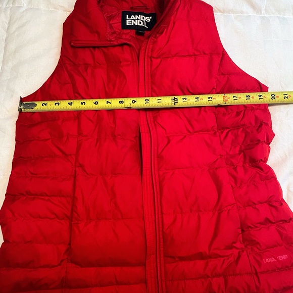 Lands End s and women’s puffer vest, medium - Picture 5 of 6